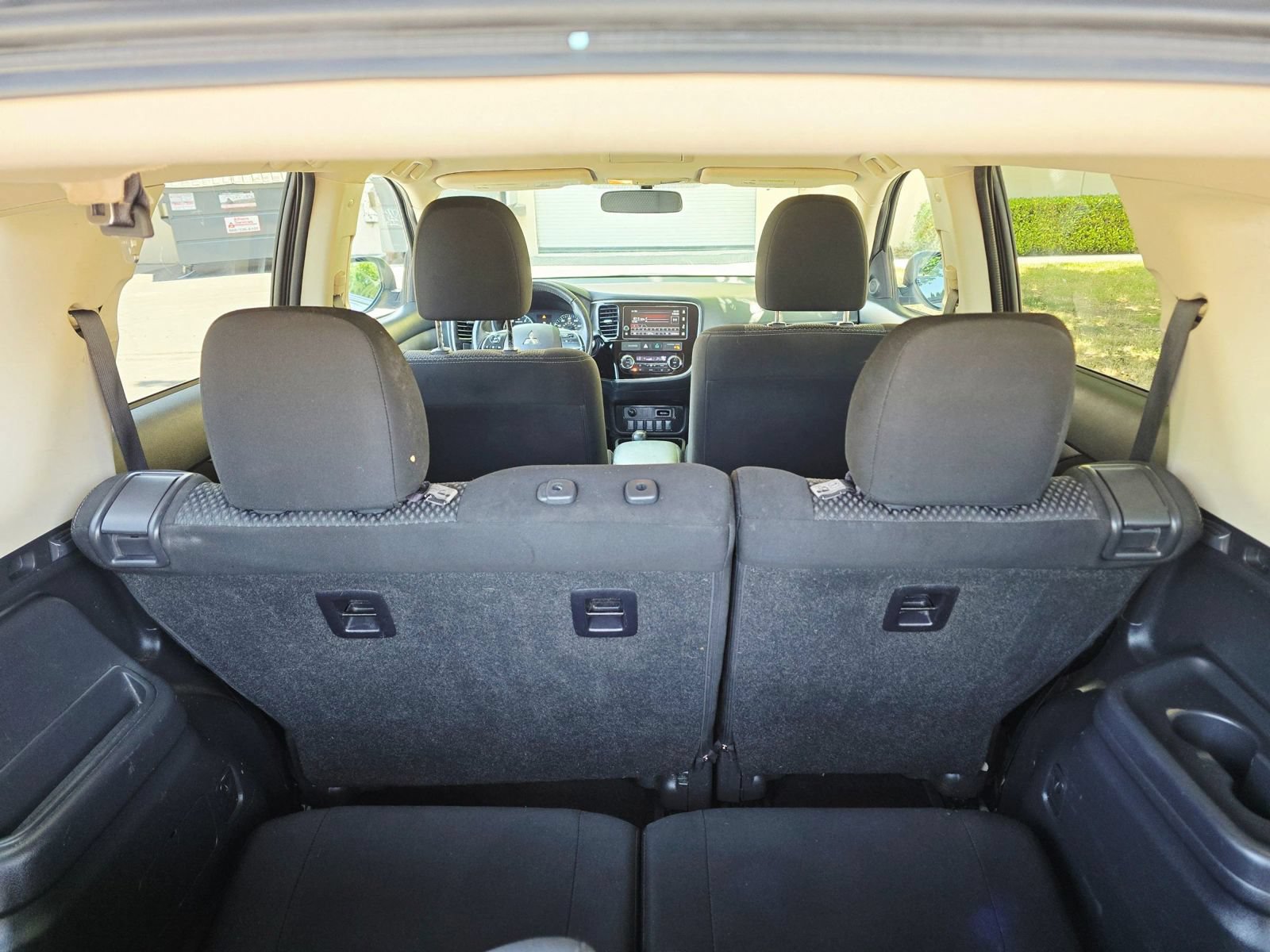 Used 2018 Mitsubishi Outlander SE FWD image 41