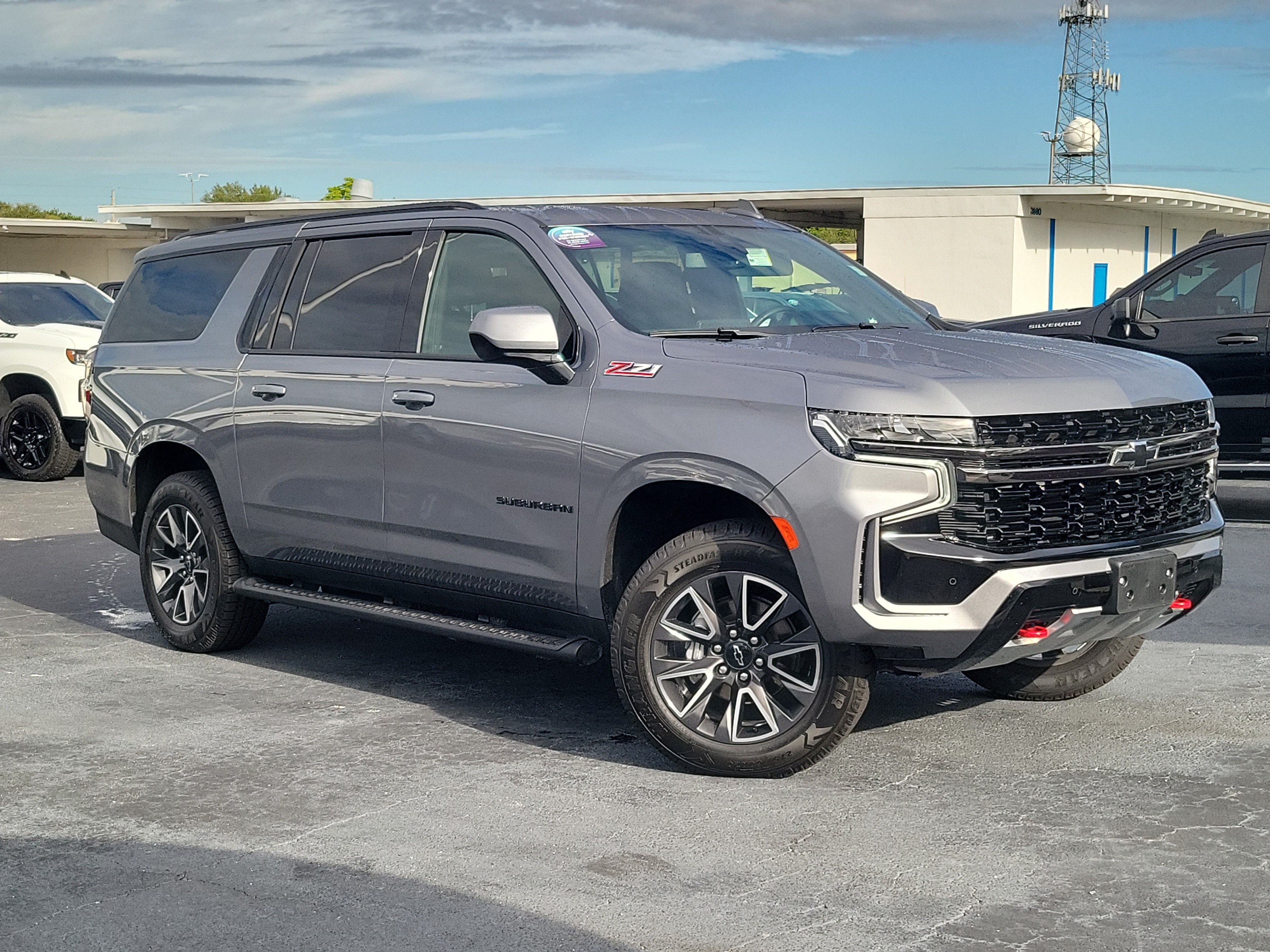 Used 2022 Chevrolet Suburban Z71 AWD/4WD image 31