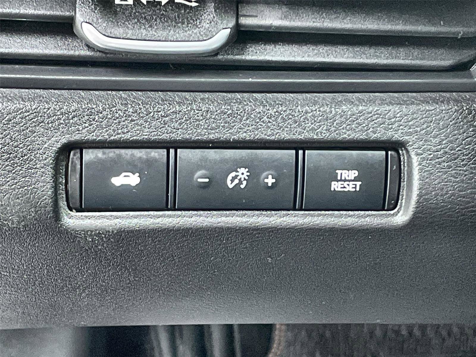 Used 2024 Nissan Altima 2.5 SR image 15