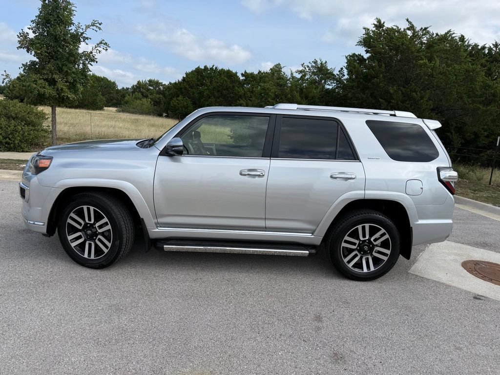 Used 2023 Toyota 4Runner Limited AWD/4WD image 8