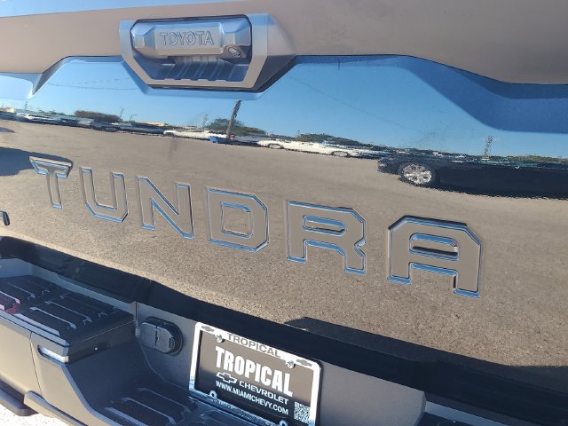 Used 2023 Toyota Tundra SR5 AWD/4WD image 9