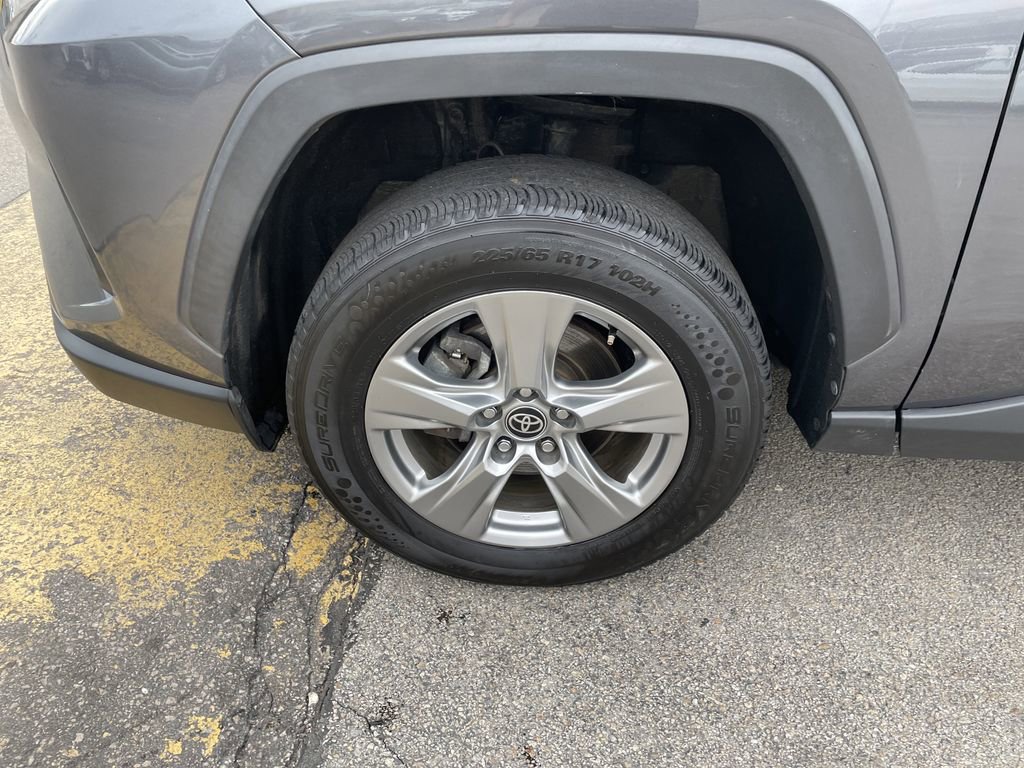 Used 2023 Toyota RAV4 XLE image 9