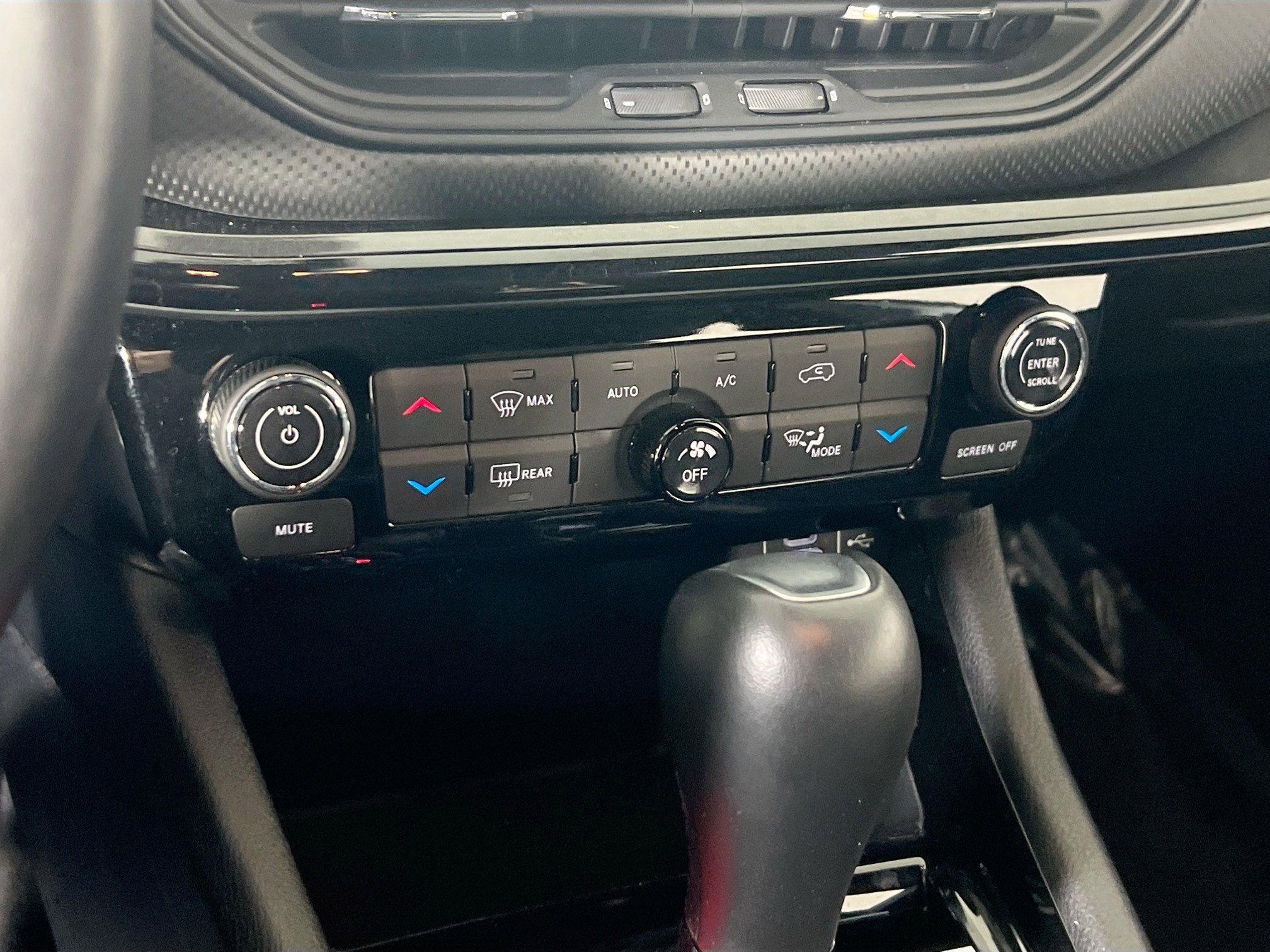 Used 2022 Jeep Compass Altitude w/ Convenience Group image 15