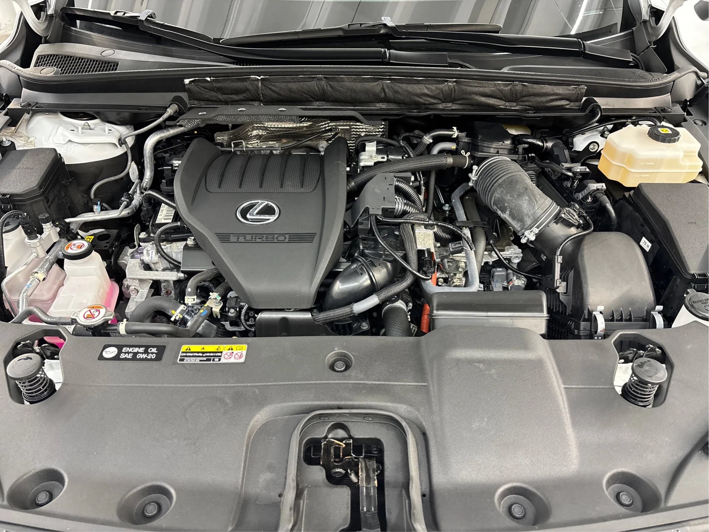 Used 2023 Lexus RX 500h F Sport w/ Accessory Package (Z1) AWD/4WD image 29