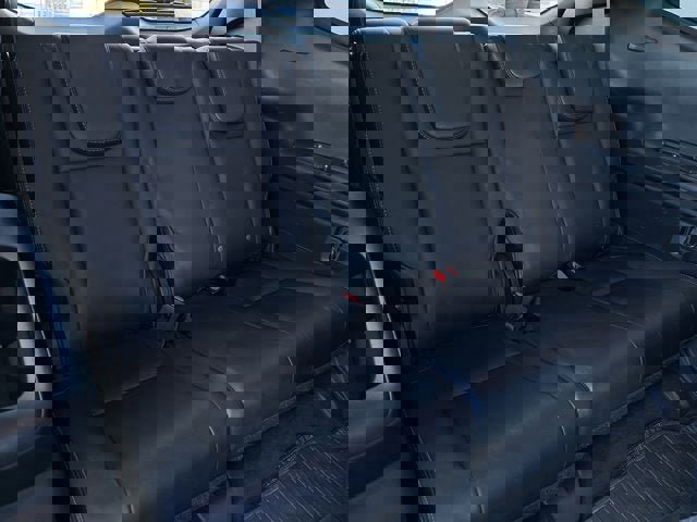 Used 2023 Subaru Ascent Limited image 32