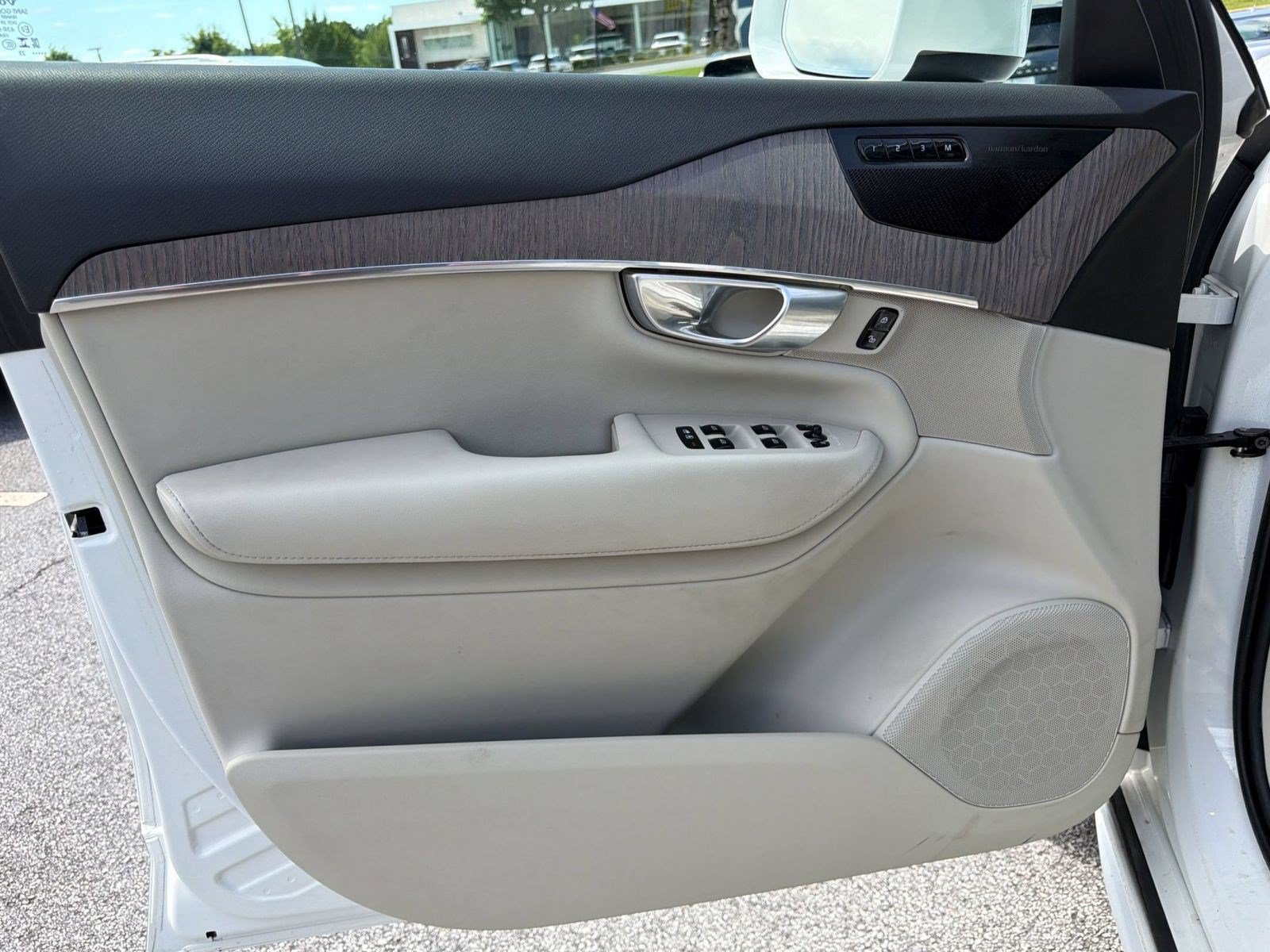 Certified 2023 Volvo XC90 B5 Plus w/ Protection Package Premier AWD/4WD image 26