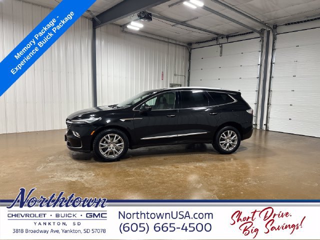 Used 2022 Buick Enclave Premium w/ Experience Buick Package AWD/4WD image 2