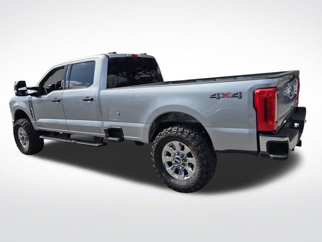 Certified 2024 Ford F350 XLT image 7