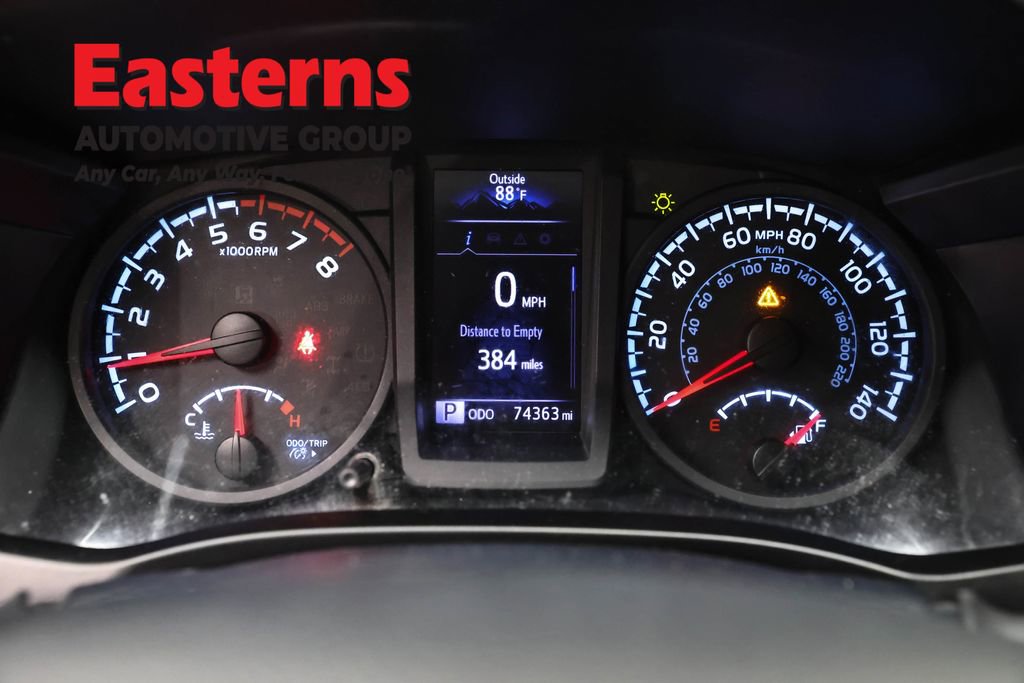Used 2019 Toyota Tacoma SR image 19