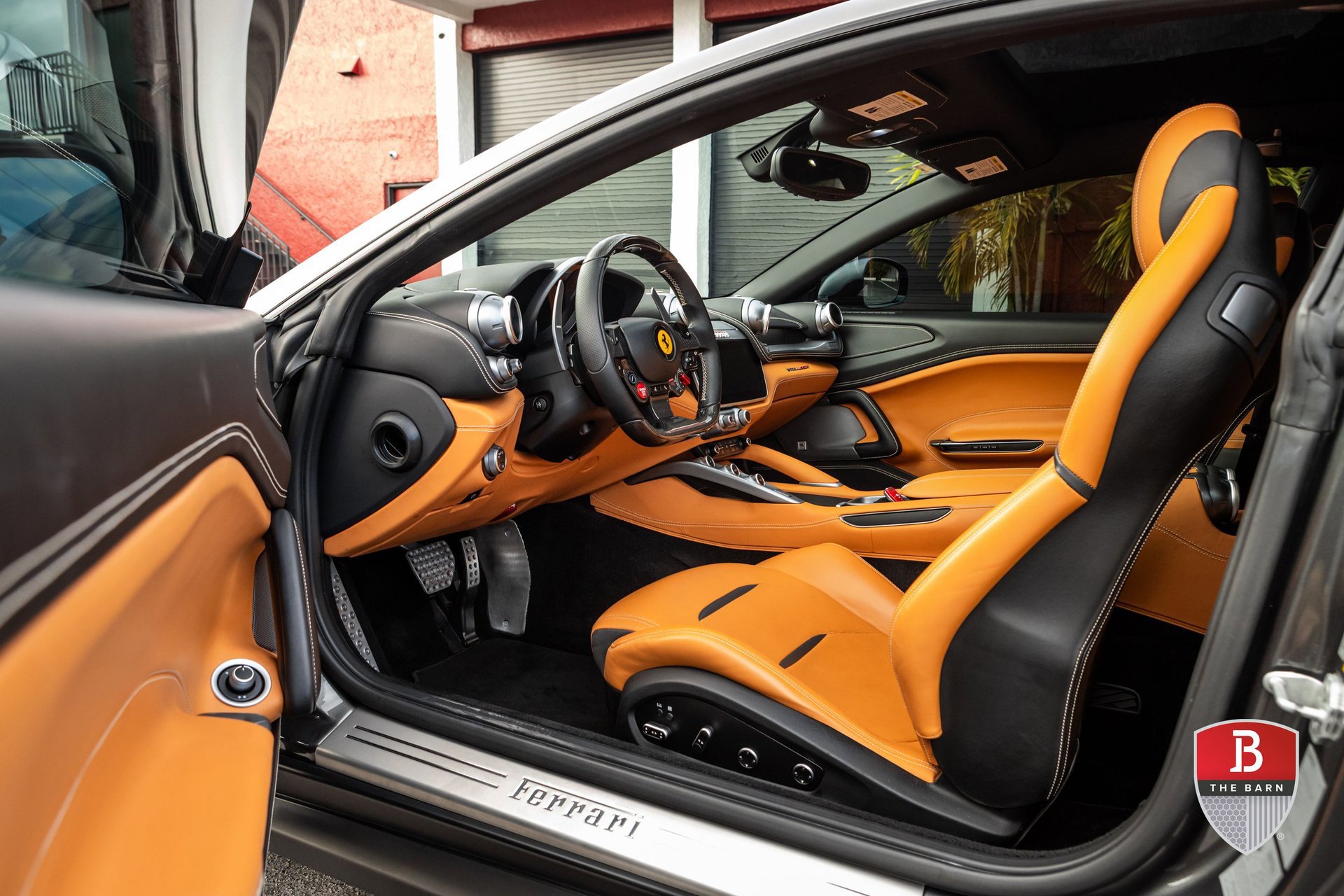 Used 2018 Ferrari GTC4Lusso T image 2