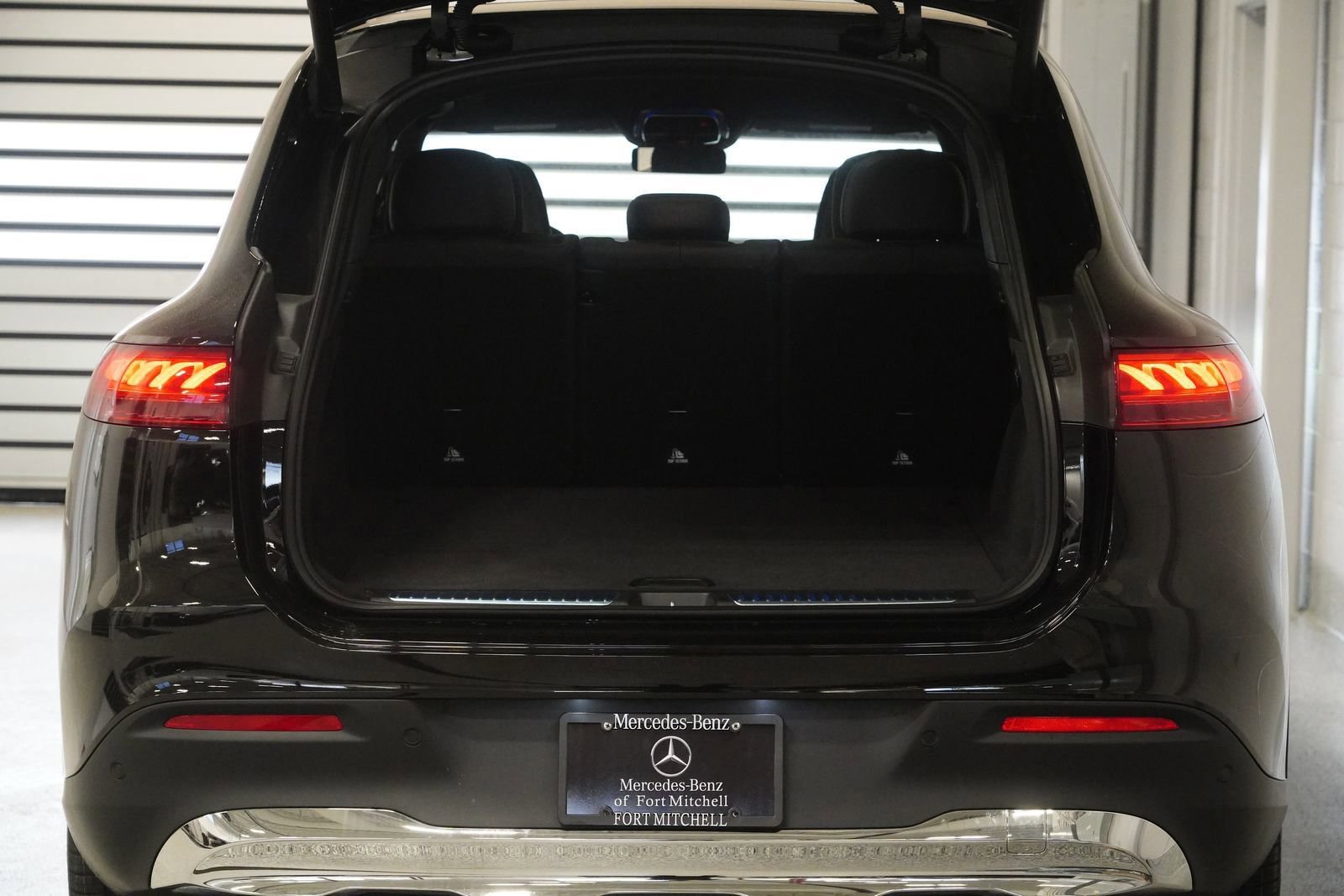 New 2026 Mercedes-Benz EQS 400 4MATIC SUV image 33