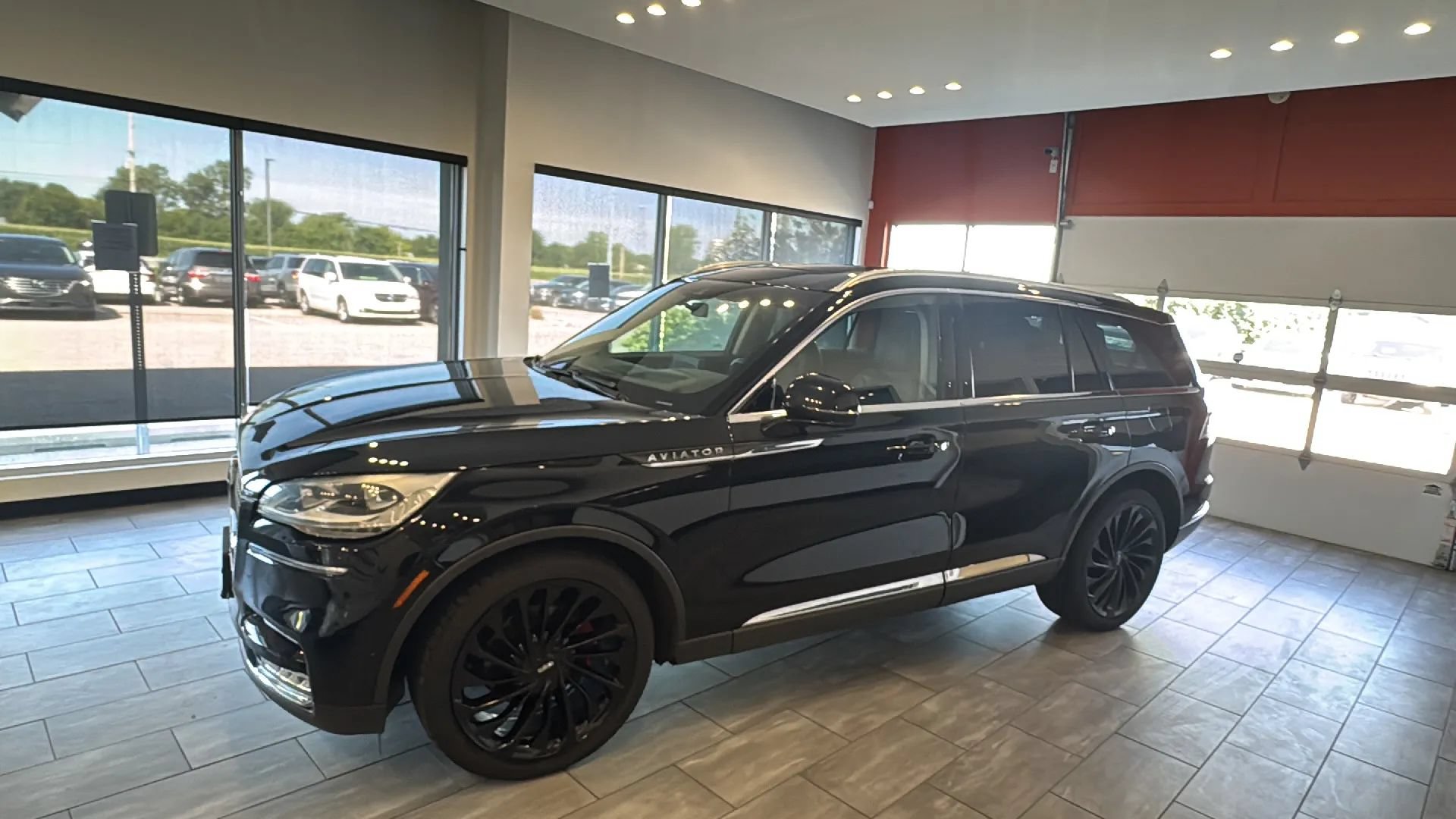 Used 2020 Lincoln Aviator Reserve w/ Equipment Group 202A AWD/4WD image 5