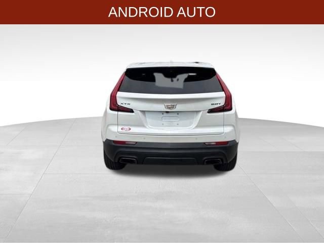 Used 2019 Cadillac XT4 Luxury w/ Cold Weather Package FWD image 6