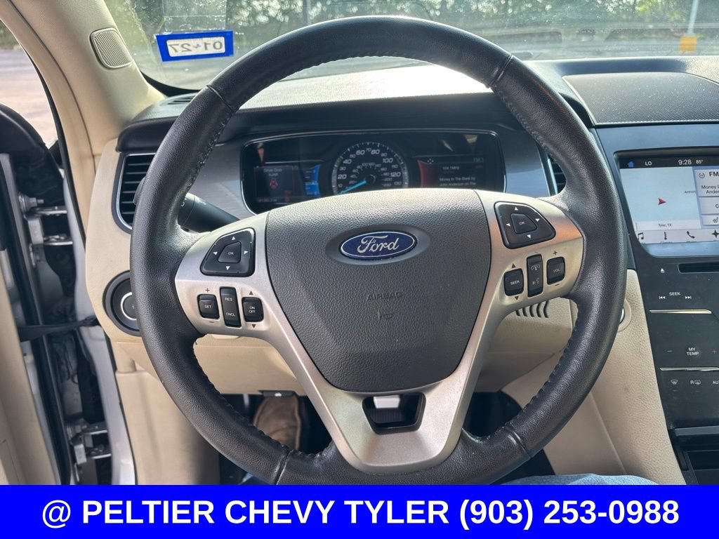 Used 2016 Ford Taurus SEL w/ Equipment Group 201A FWD image 13