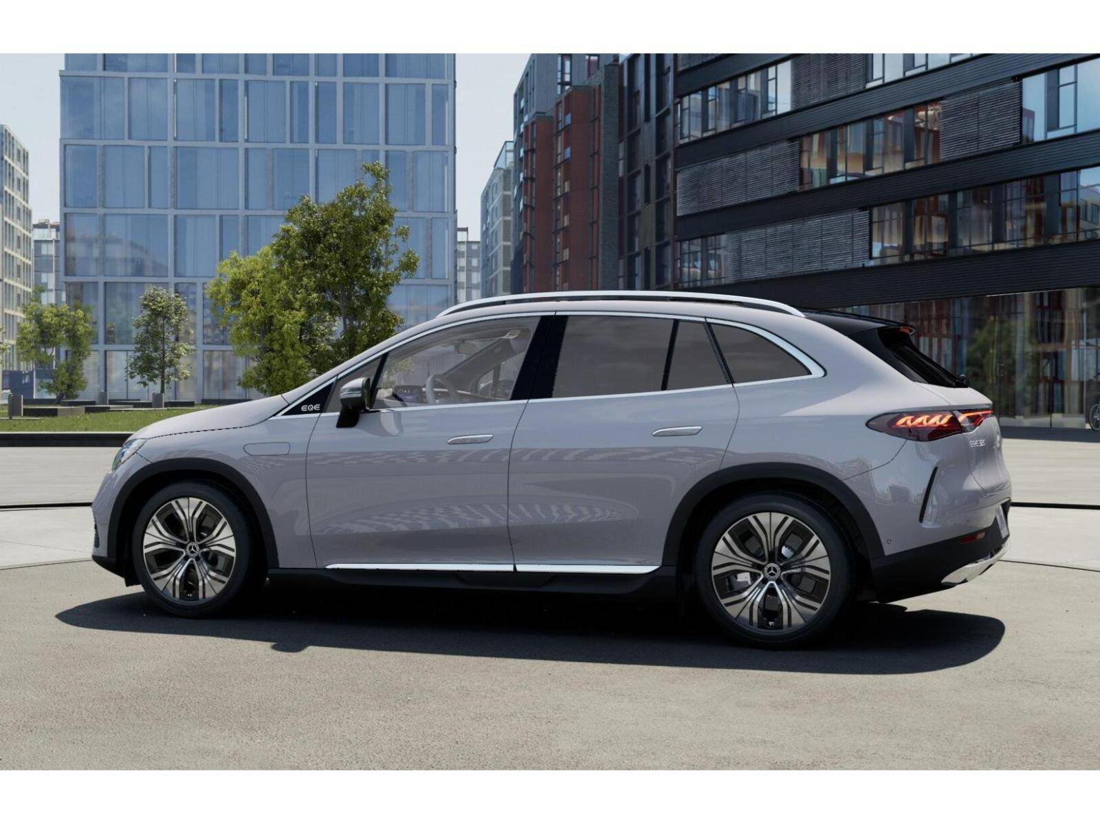 New 2026 Mercedes-Benz EQE 320 4MATIC SUV image 32