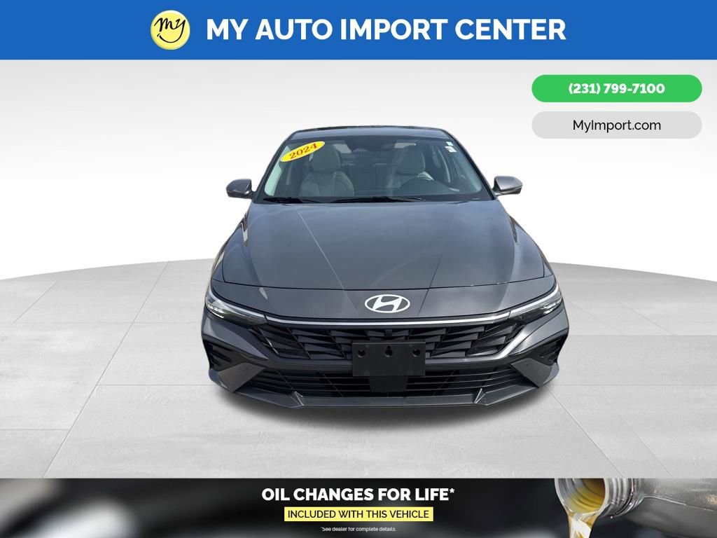 Used 2024 Hyundai Elantra Limited FWD video 2
