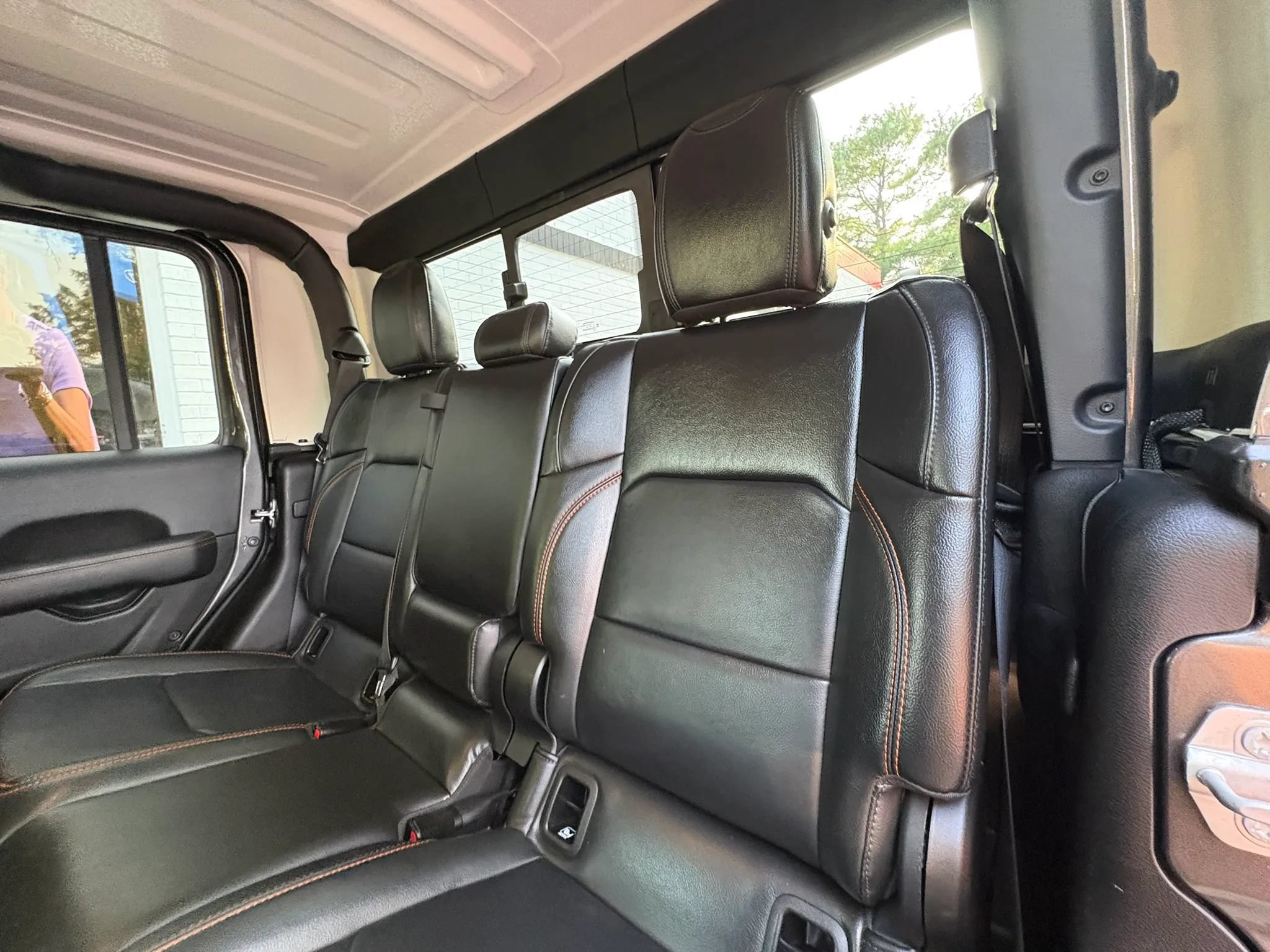 Used 2022 Jeep Gladiator Mojave w/ Cold Weather Group AWD/4WD image 23