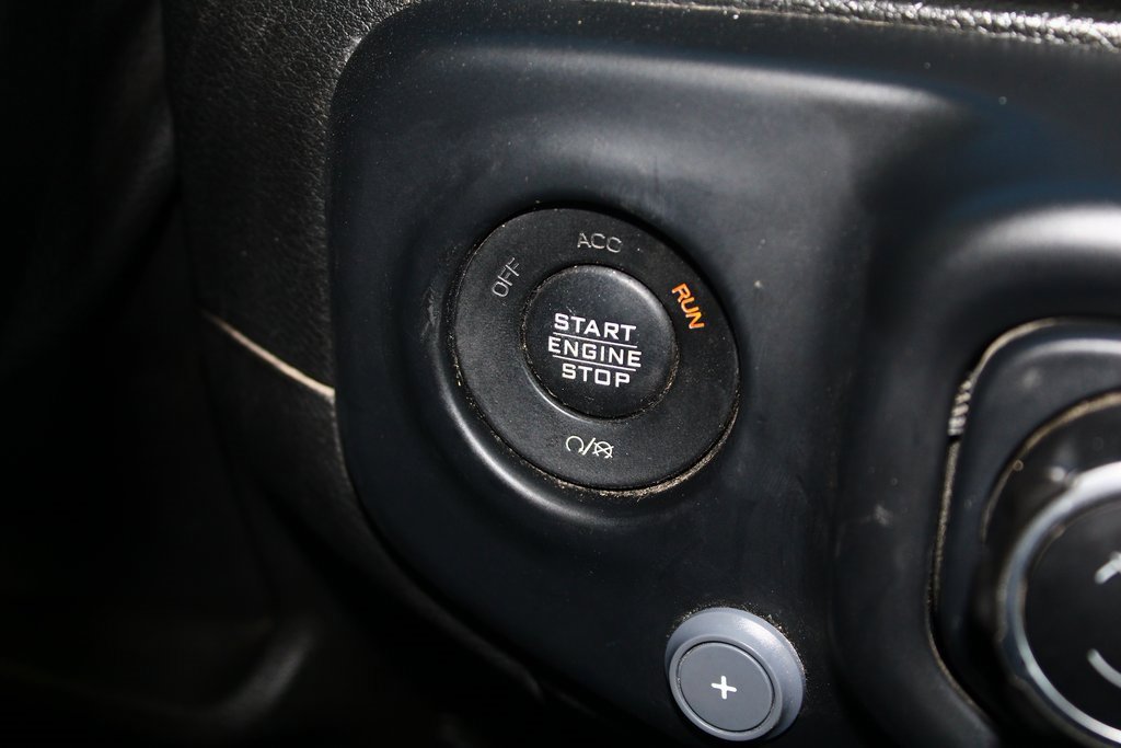 Used 2018 Jeep Wrangler Unlimited Sahara w/ Quick Order Package 24M Moab image 18