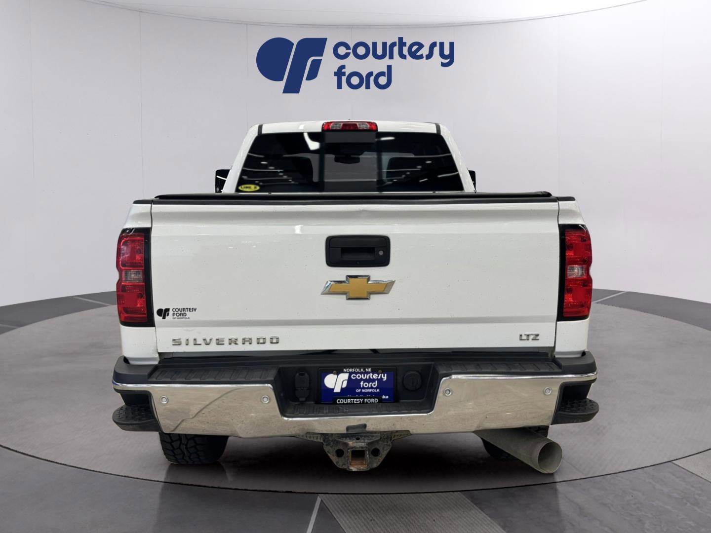 Used 2017 Chevrolet Silverado 3500 LTZ w/ Duramax Plus Package image 6