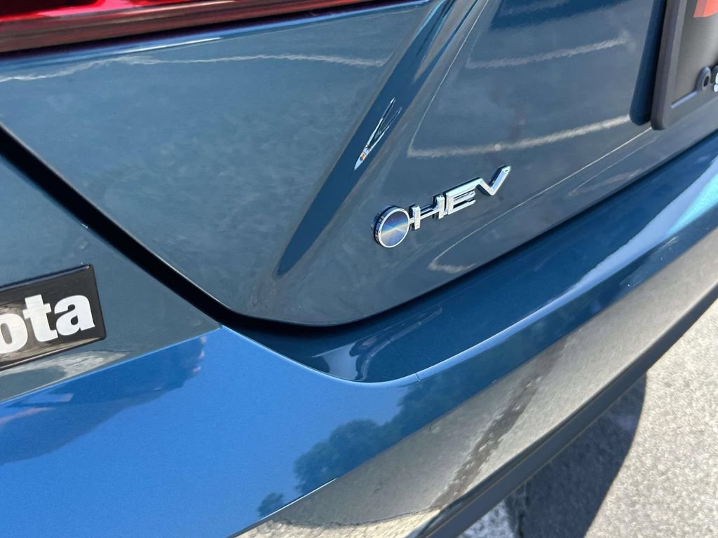 New 2026 Toyota Camry SE FWD image 10