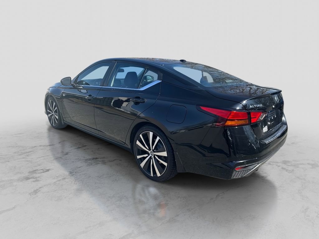 Used 2020 Nissan Altima 2.0 SR image 3