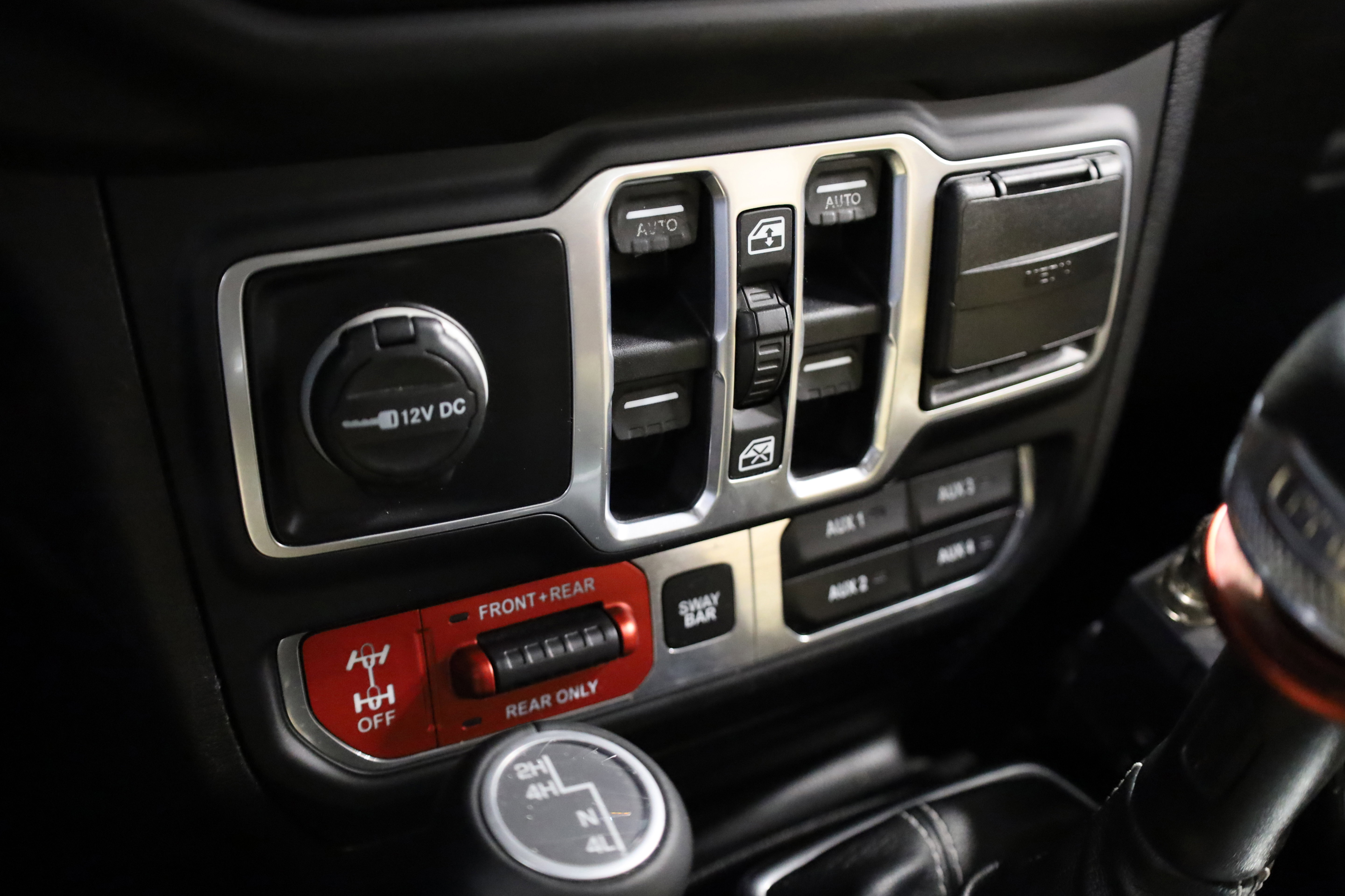 Used 2018 Jeep Wrangler Unlimited Rubicon image 30