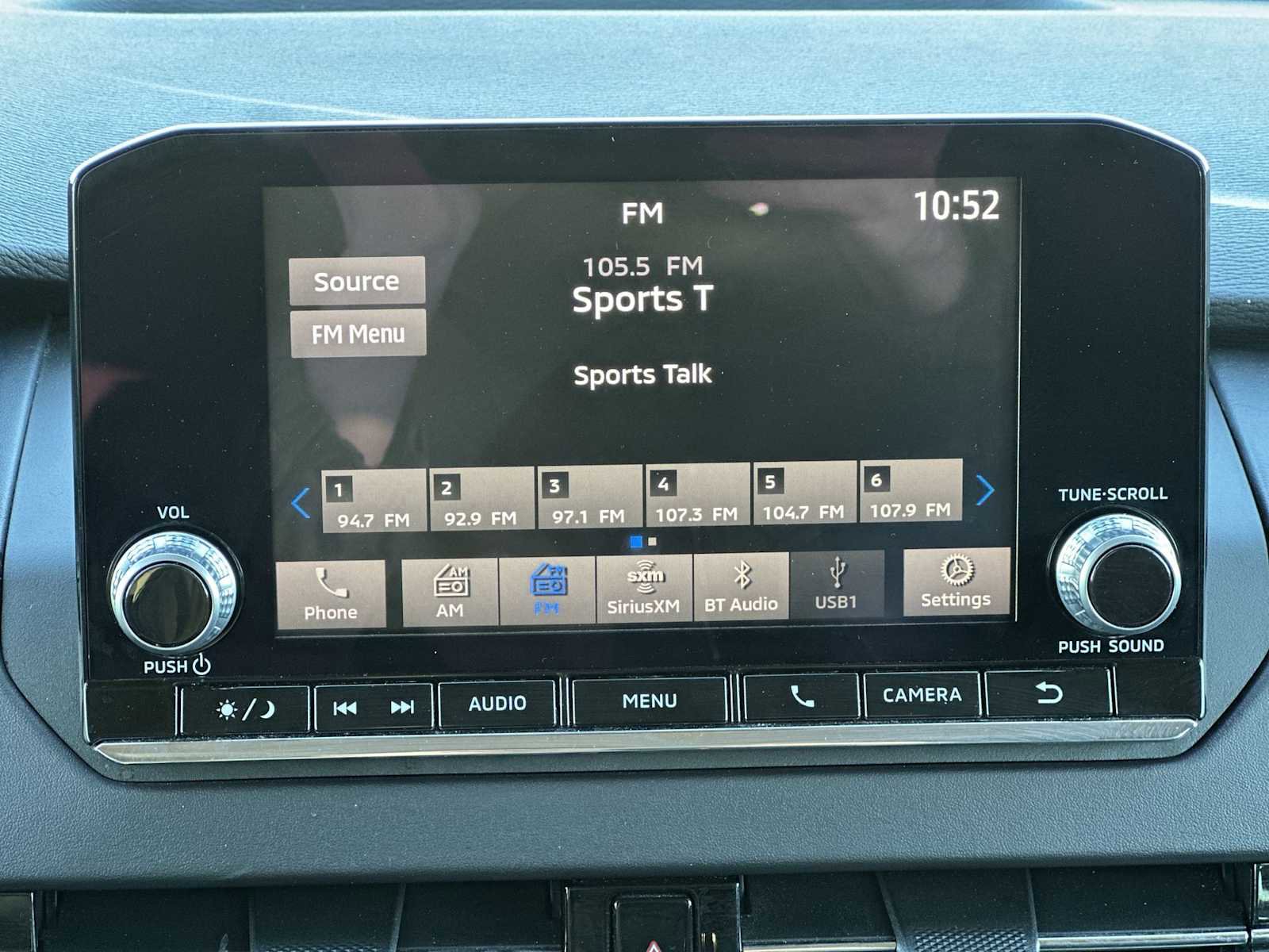 Used 2023 Mitsubishi Outlander SE image 12