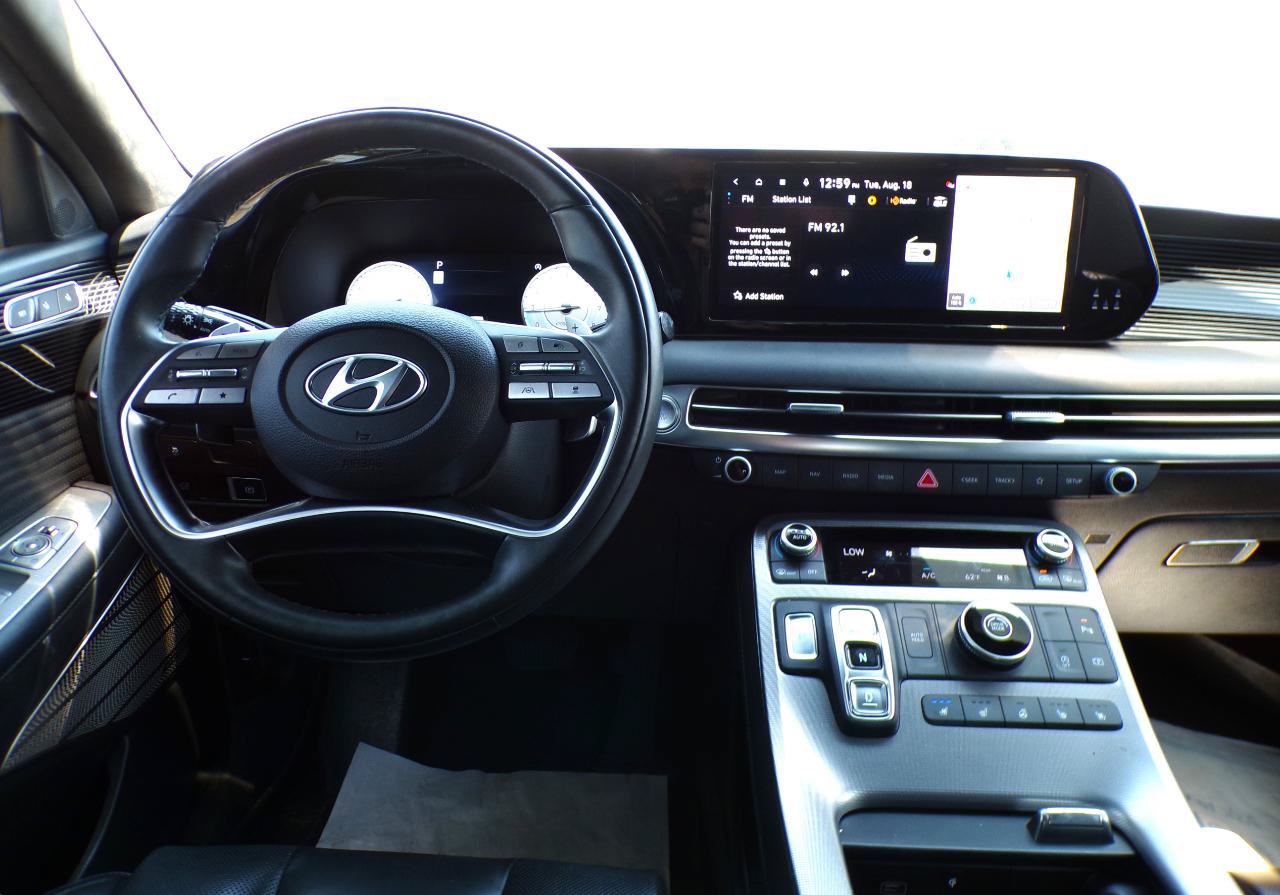 Used 2023 Hyundai Palisade Calligraphy FWD image 11