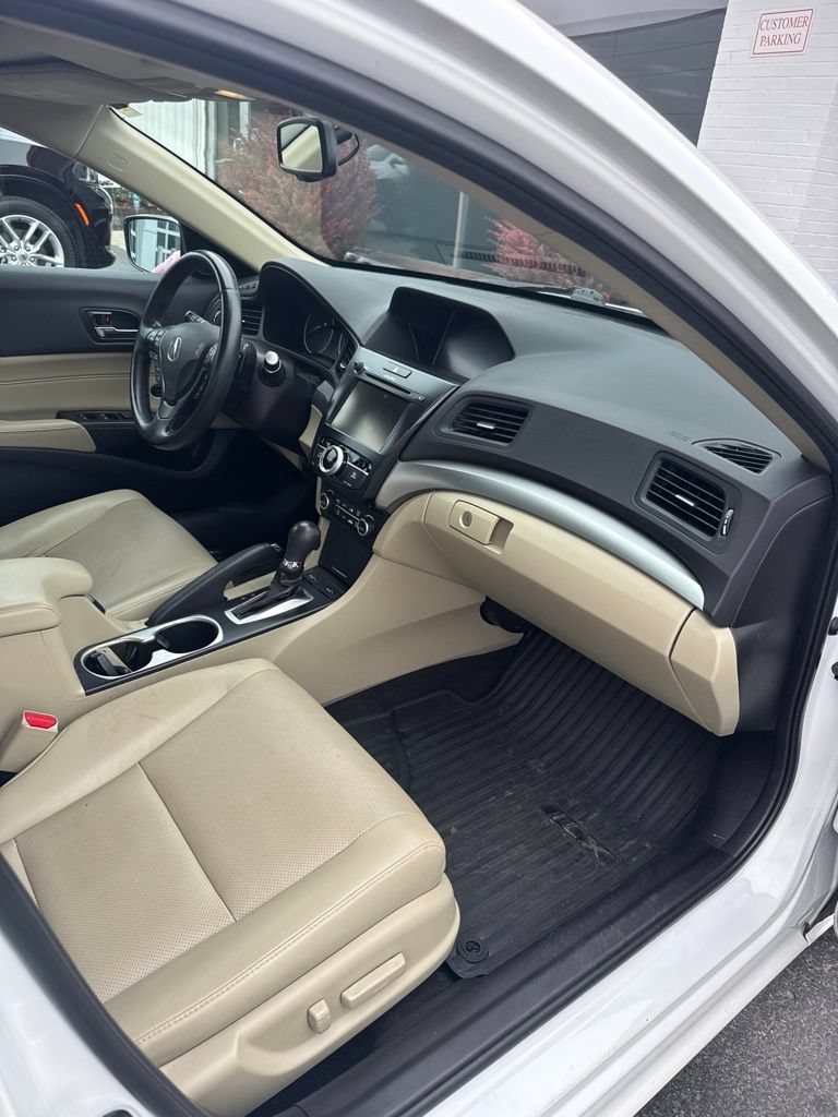 Used 2016 Acura ILX FWD image 30