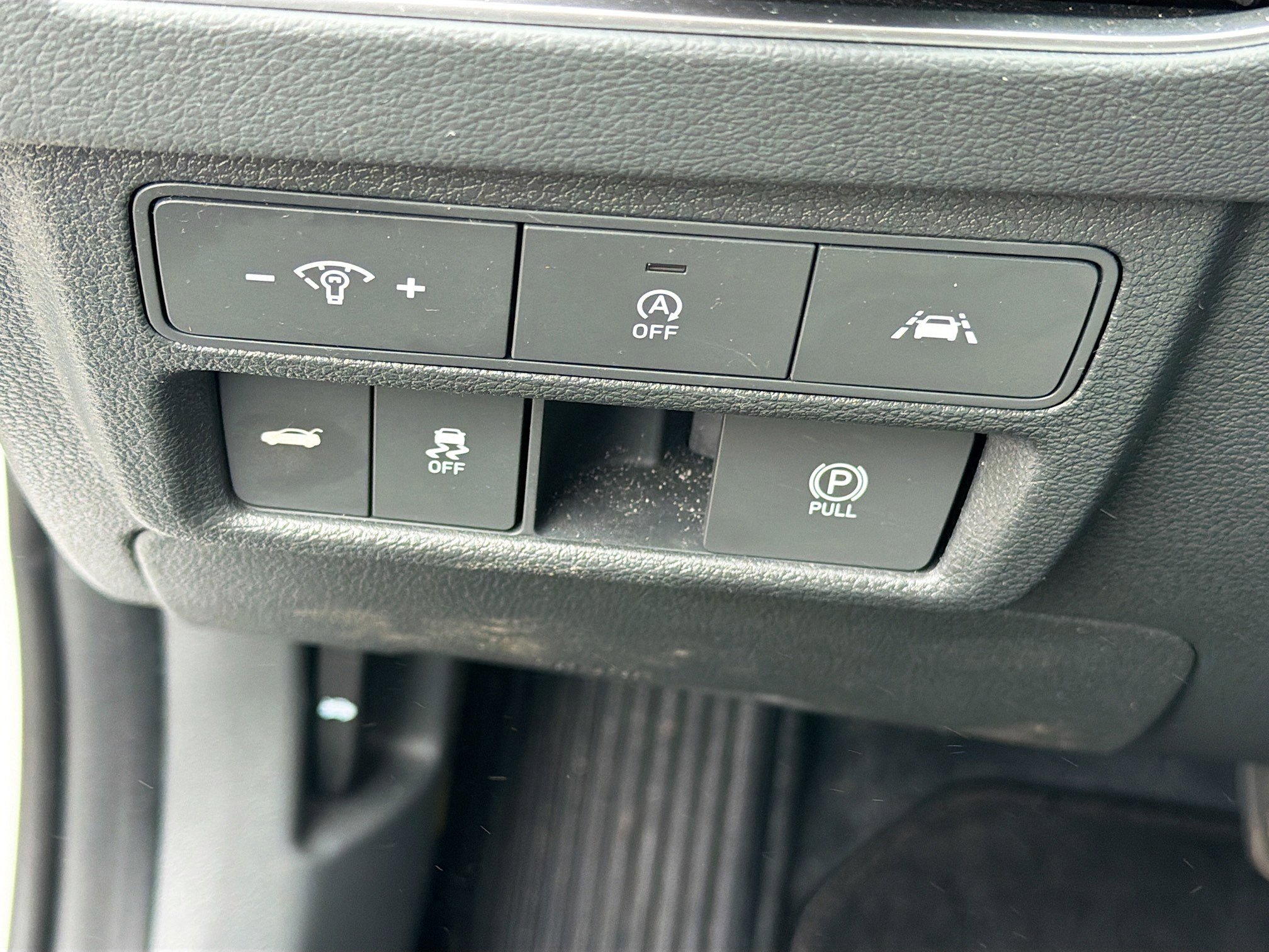 Used 2023 Hyundai Sonata SE w/ Preferred Accessory Package image 27