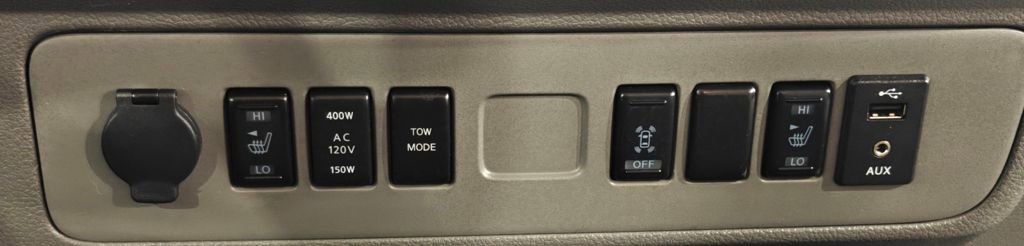 Used 2019 Nissan NV 3500 SL image 38