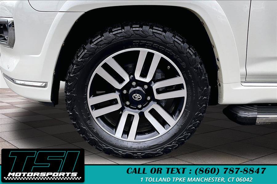 Used 2015 Toyota 4Runner Limited w/ Four Season Floor Mat Package AWD/4WD image 8