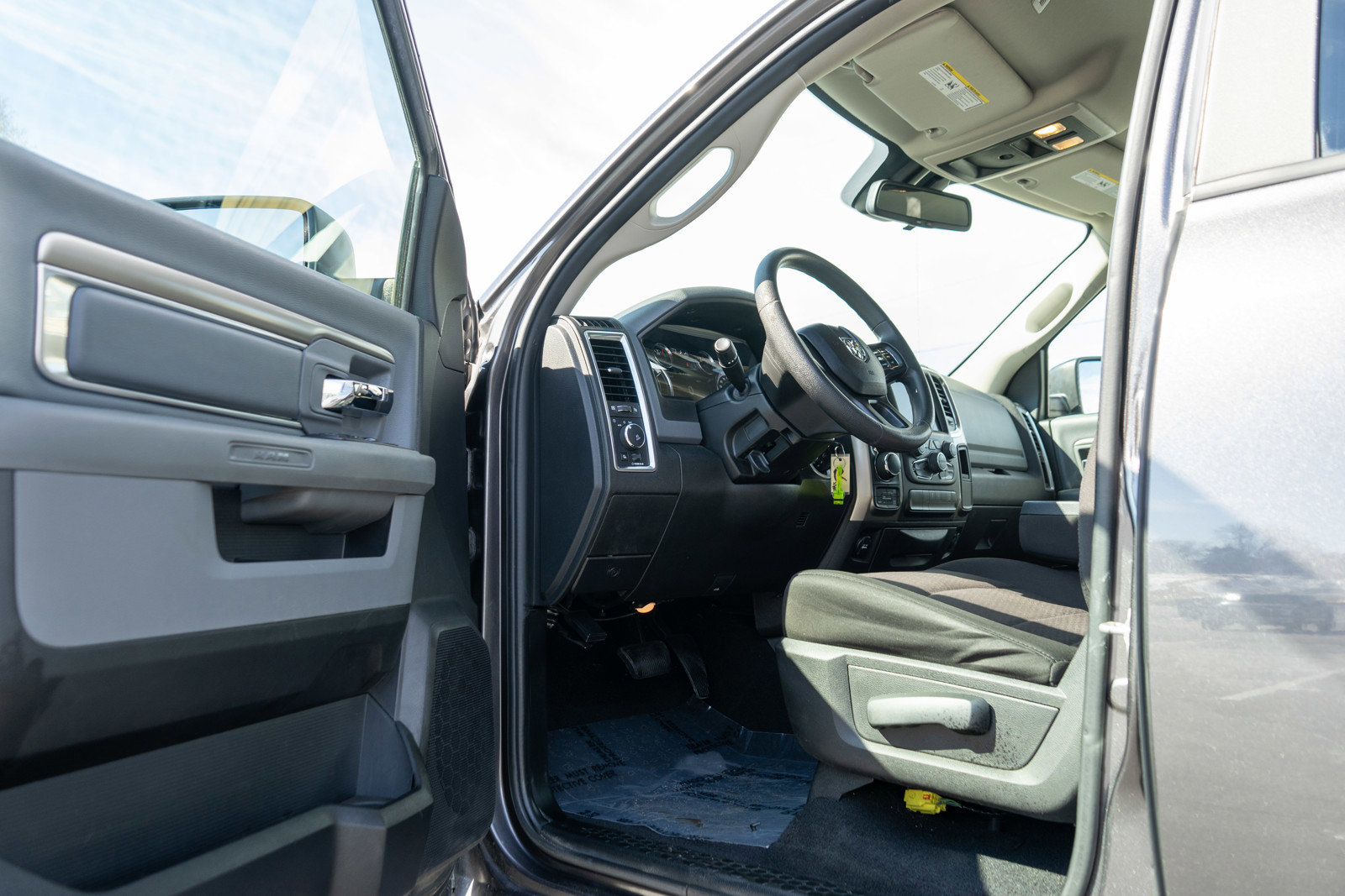 Used 2020 RAM 1500 Classic Warlock w/ Electronics Group AWD/4WD image 13
