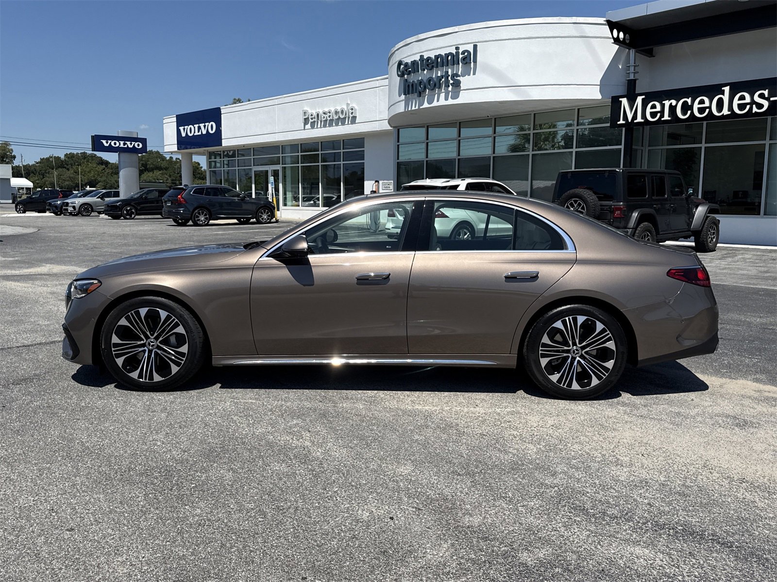 New 2026 Mercedes-Benz E 350 Sedan image 2