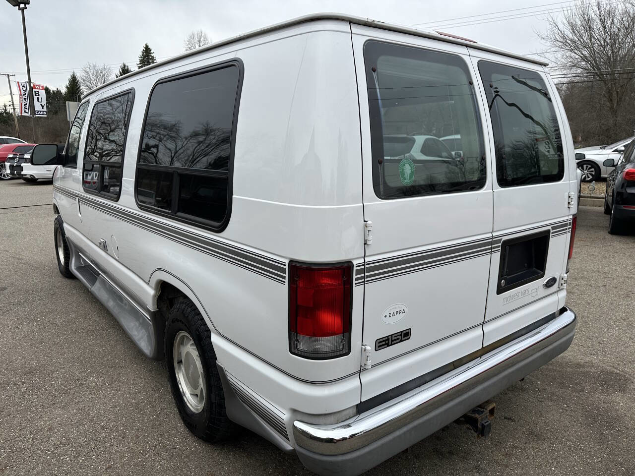 Used 2000 Ford E-150 and Econoline 150 image 4