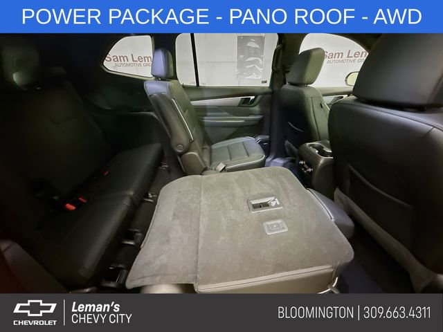 Used 2025 Buick Enclave Sport Touring w/ Power Package AWD/4WD image 32