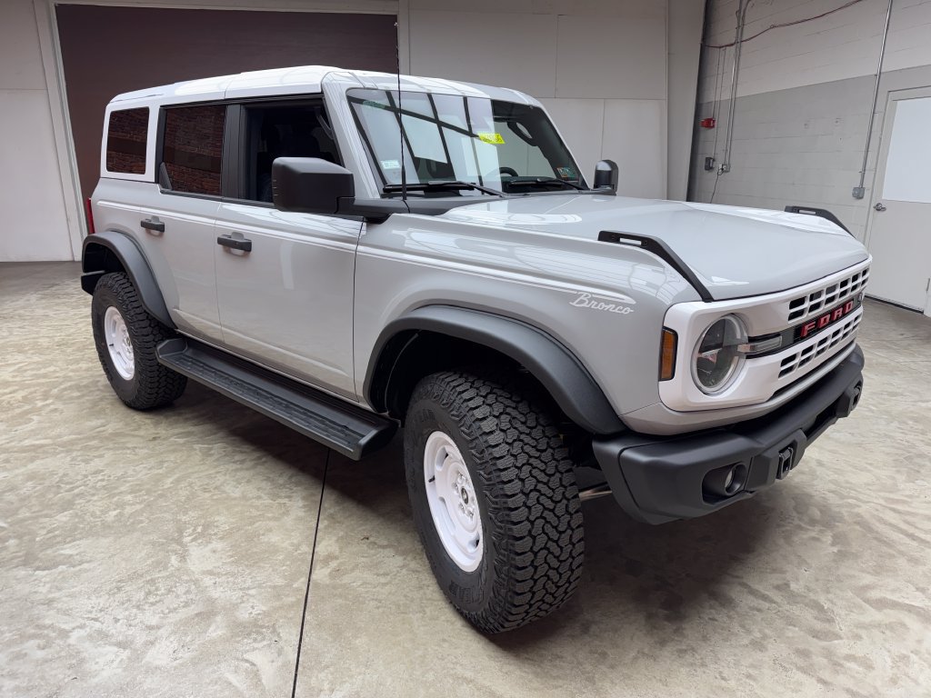 New 2026 Ford Bronco Heritage Edition AWD/4WD image 6