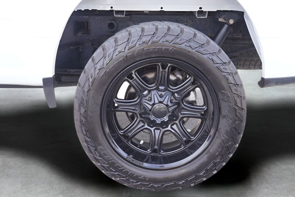 Used 2023 Ford F150 XLT w/ Trailer Tow Package image 13