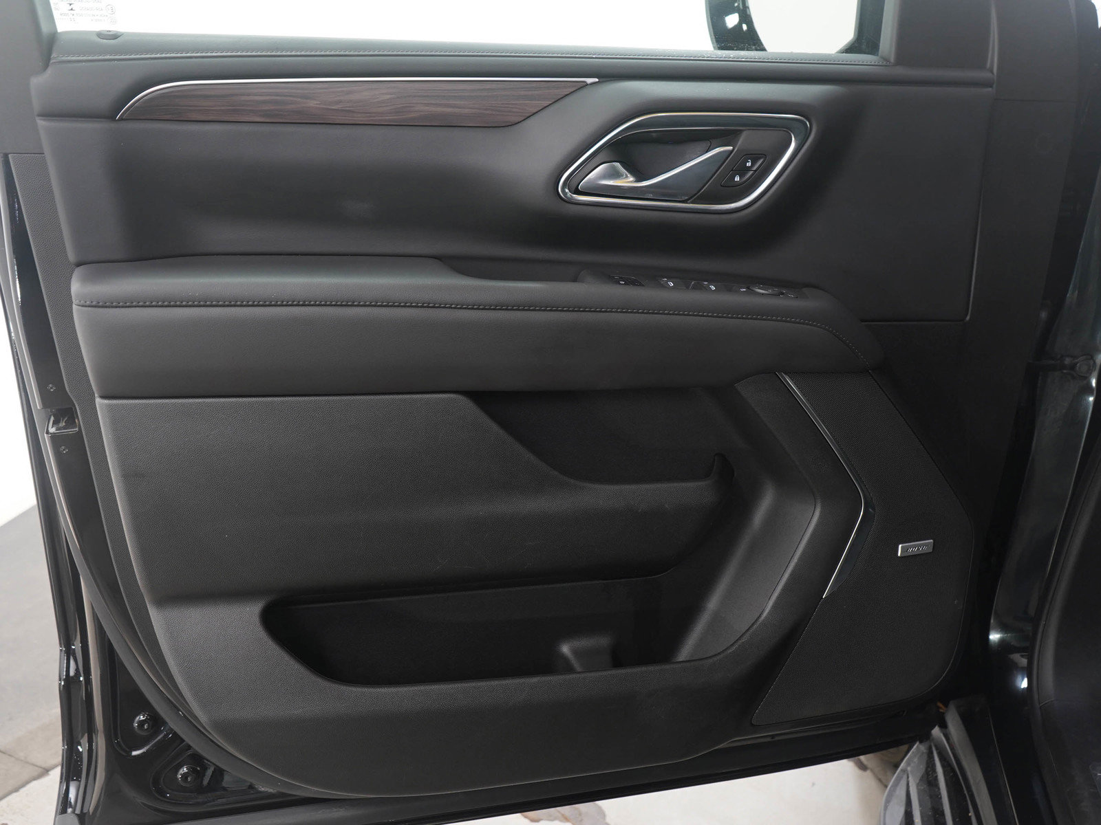 Used 2023 Chevrolet Suburban LT image 22