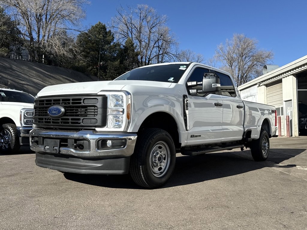 Used 2023 Ford F250 XL image 3