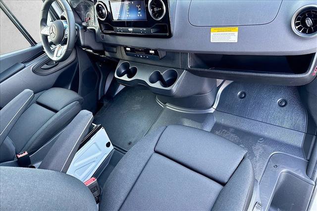 New 2026 Mercedes-Benz Sprinter 2500 image 24