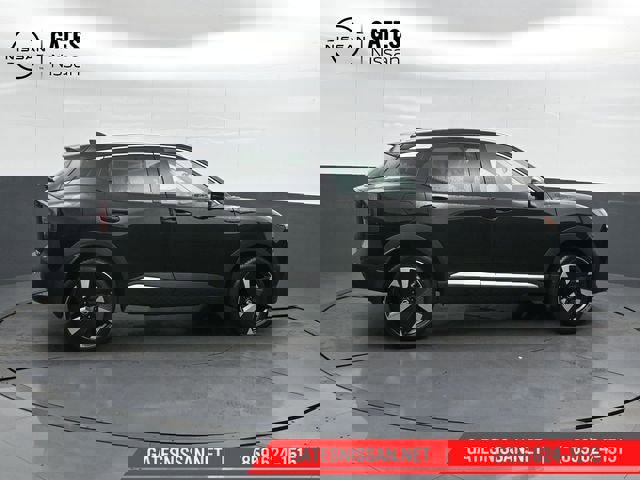 New 2026 Nissan Kicks SR w/ SR Premium Package image 3