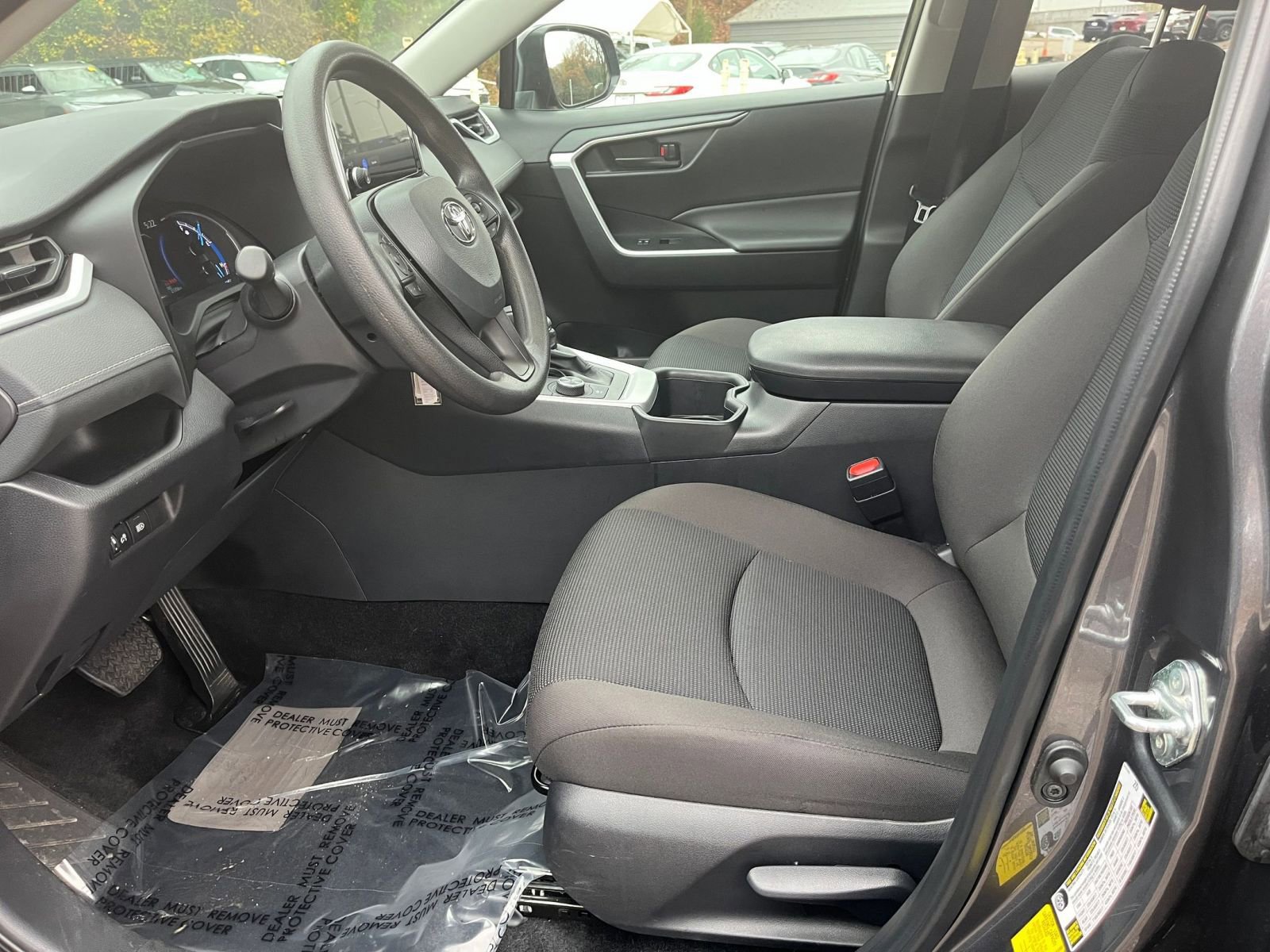 Used 2025 Toyota RAV4 LE image 22