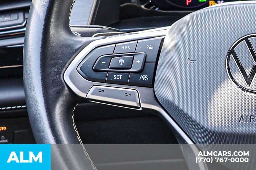 Used 2024 Volkswagen Atlas Cross Sport SE FWD image 35