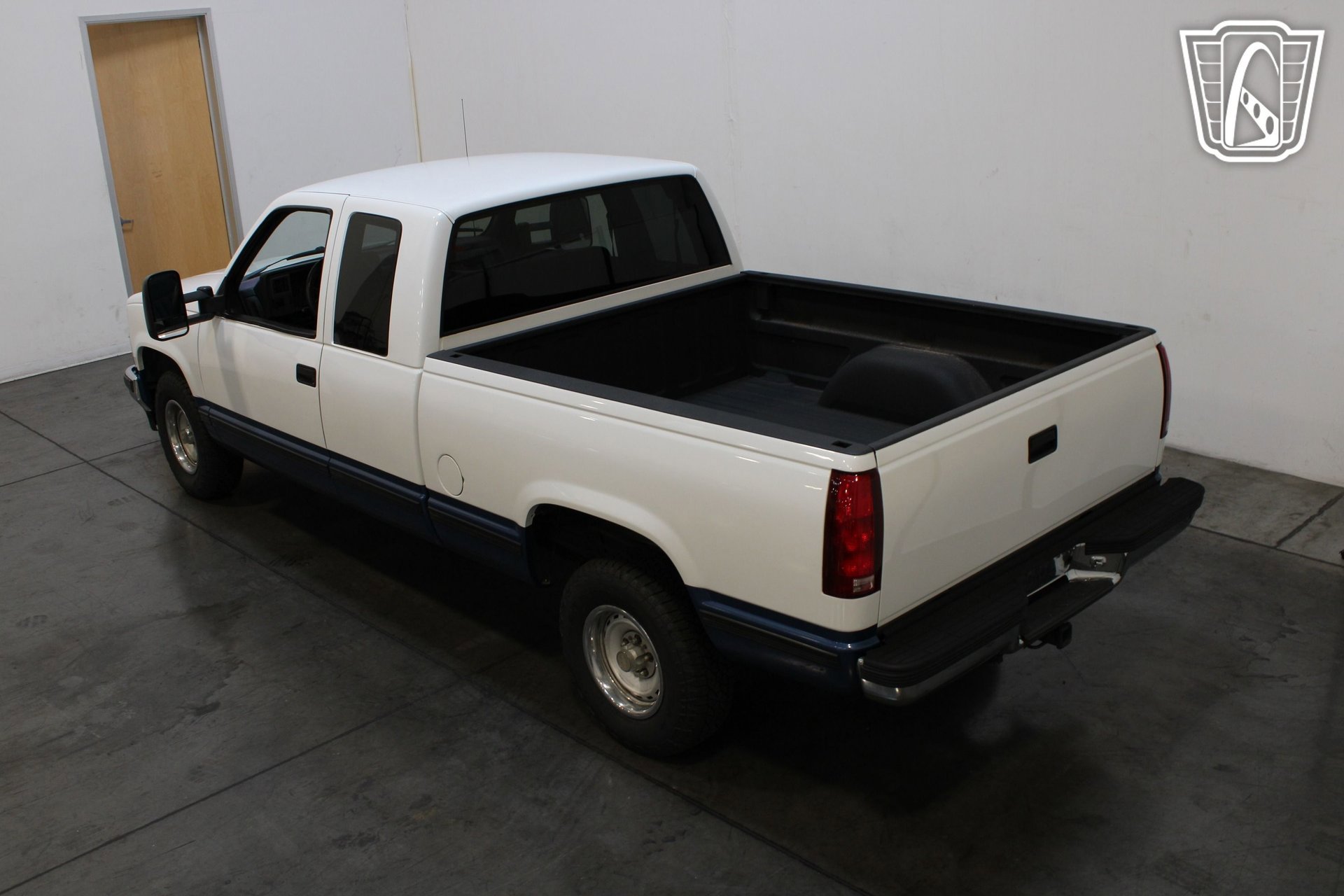 Used 1989 Chevrolet Silverado 1500 2WD Extended Cab image 10