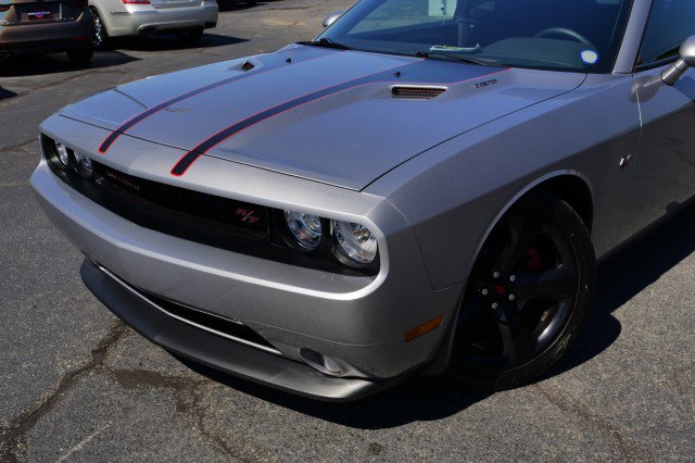 Used 2014 Dodge Challenger R/T w/ Blacktop Package image 44