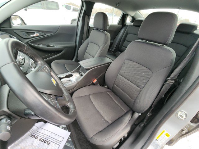 Used 2016 Chevrolet Malibu LT w/ Driver Confidence Package image 26