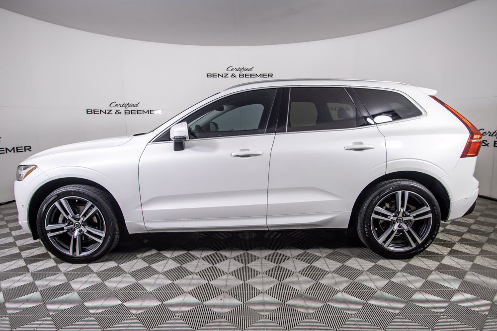 Used 2019 Volvo XC60 T5 Momentum w/ Premium Package FWD image 10