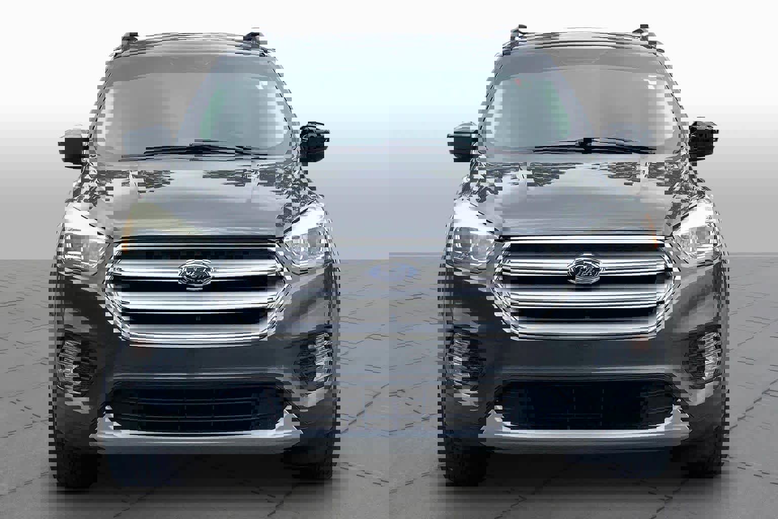 Used 2019 Ford Escape SEL image 4