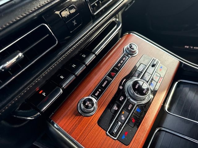 Used 2021 Lincoln Aviator Reserve w/ Equipment Group 208A image 26